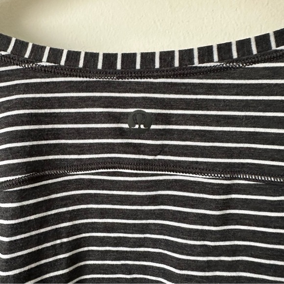 ⭐️ Lululemon | Black and White Striped Long Sleeve Top - Picture 7 of 8